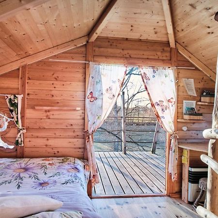 Villa Treehouse Křemílek Jesenice  Exterior foto