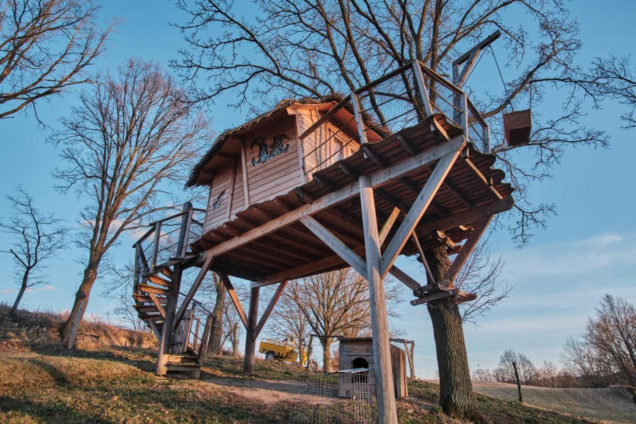 Villa Treehouse Křemílek Jesenice  Exterior foto