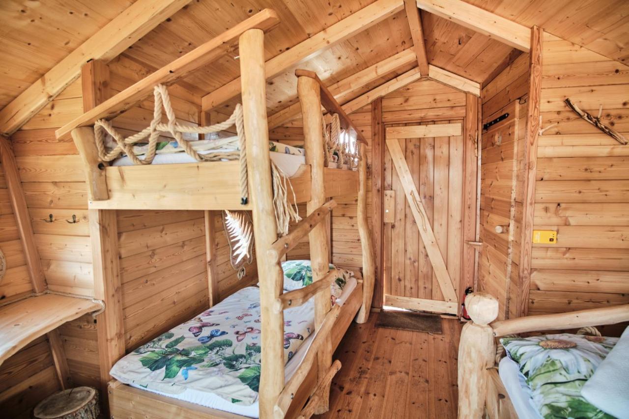 Villa Treehouse Křemílek Jesenice  Exterior foto