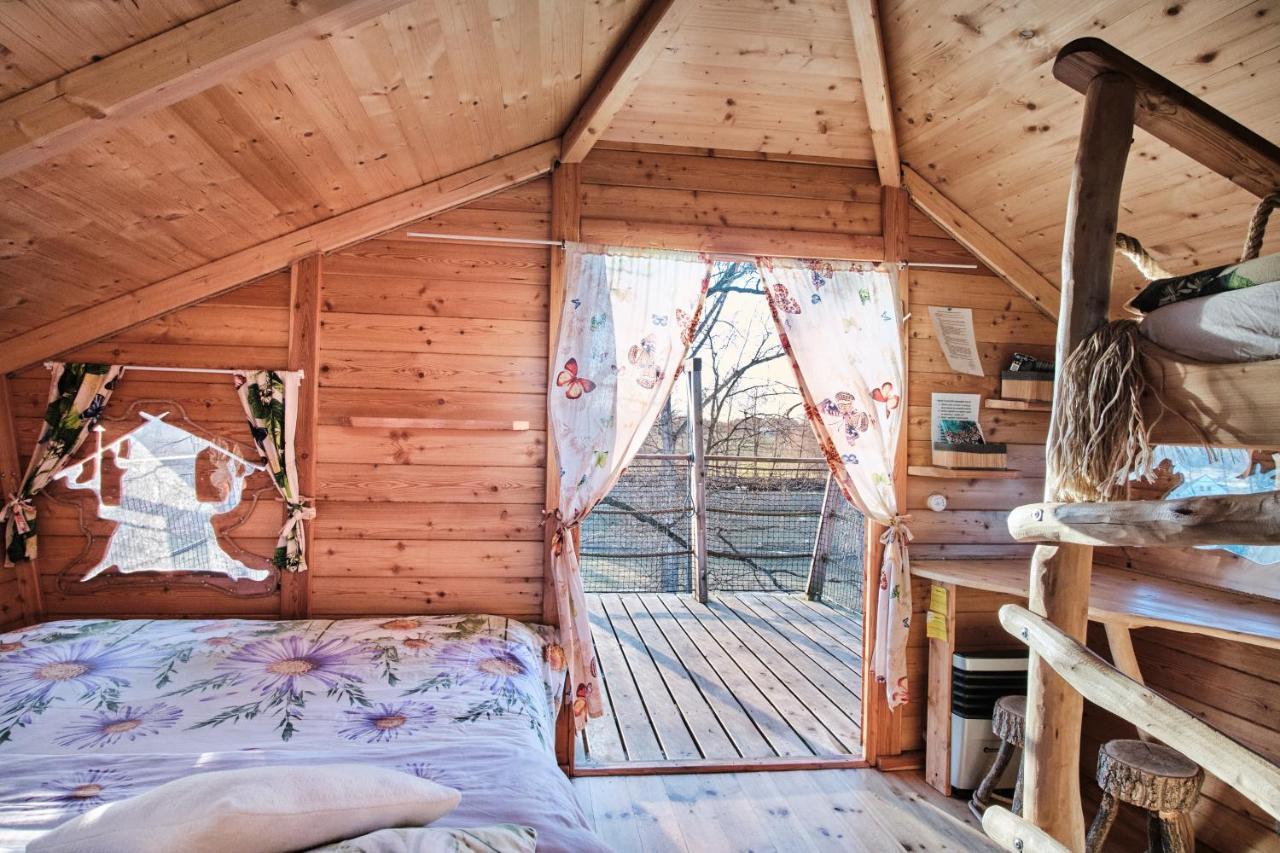 Villa Treehouse Křemílek Jesenice  Exterior foto
